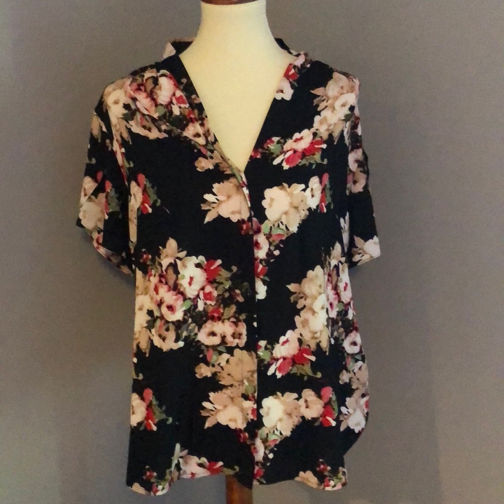 Floral blouse!